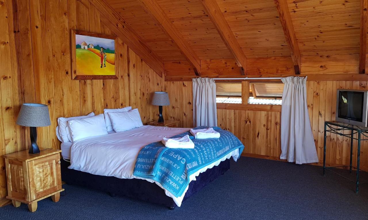Pirates Creek Self-Catering Chalets Вілдернесс Екстер'єр фото